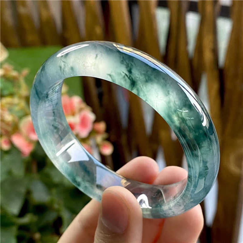 Bracelets - Ice-type jadeite with flower patterns, Burmese
