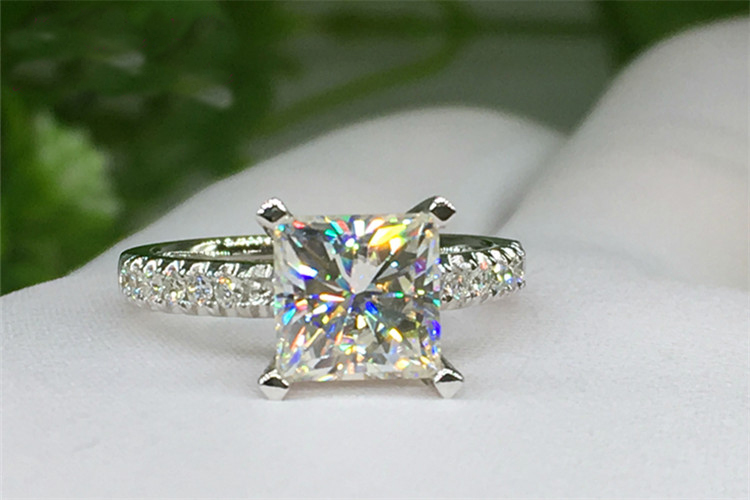 Custom Solid 10K Au417 White G - Moissanite Engagement Ring 1 Carat 评论和价格