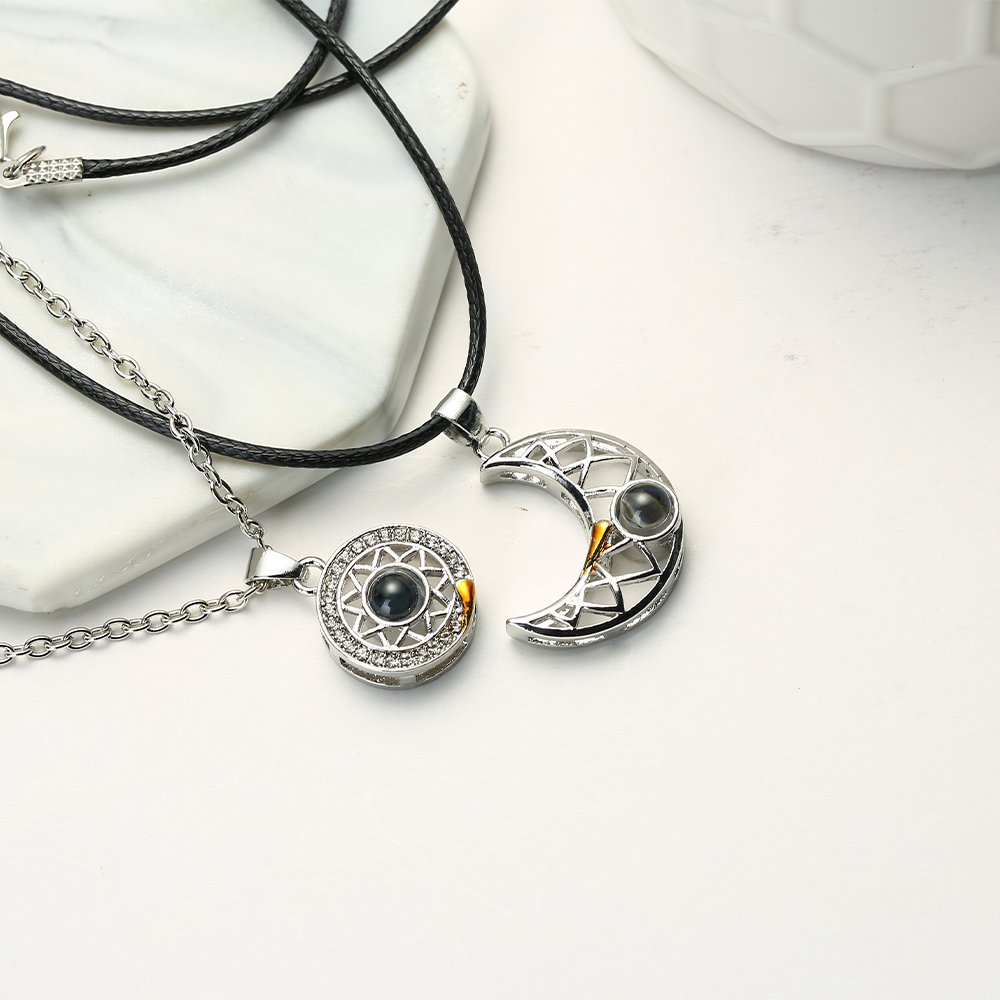 Fashion Couple Matching Neckla - Magnetic Couple Matching Necklaces 评论和价格
