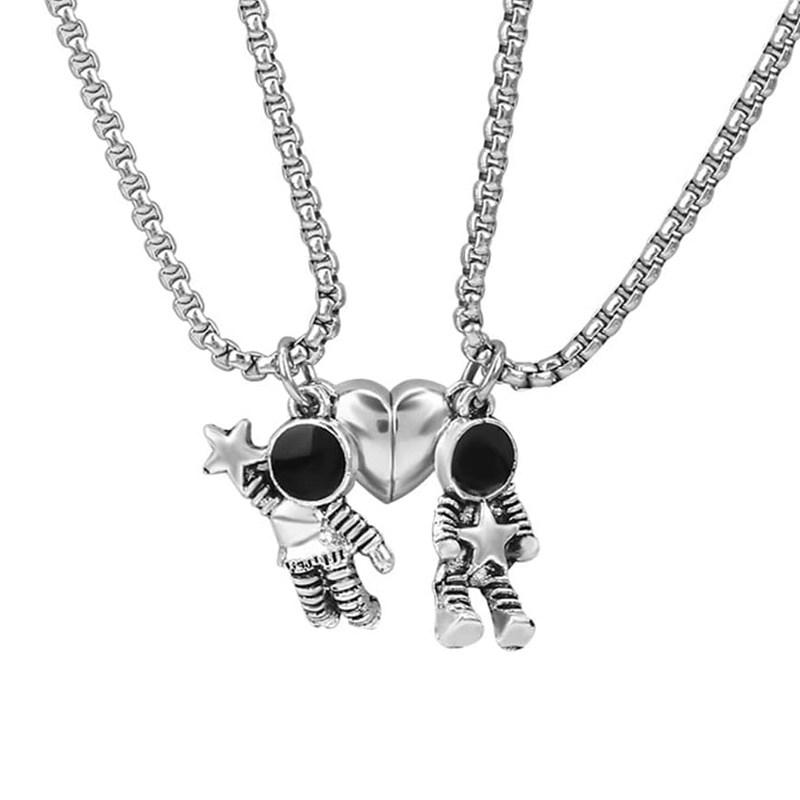 2 Pcs Astronomy Spaceman Match - Magnetic Couple Matching Necklaces 评论和价格