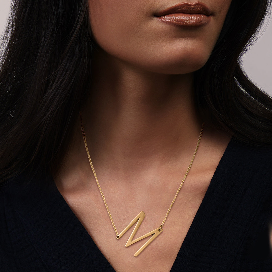 Statement Initial Necklace Per - Initial Letter Necklace 18K Gold 评论和价格