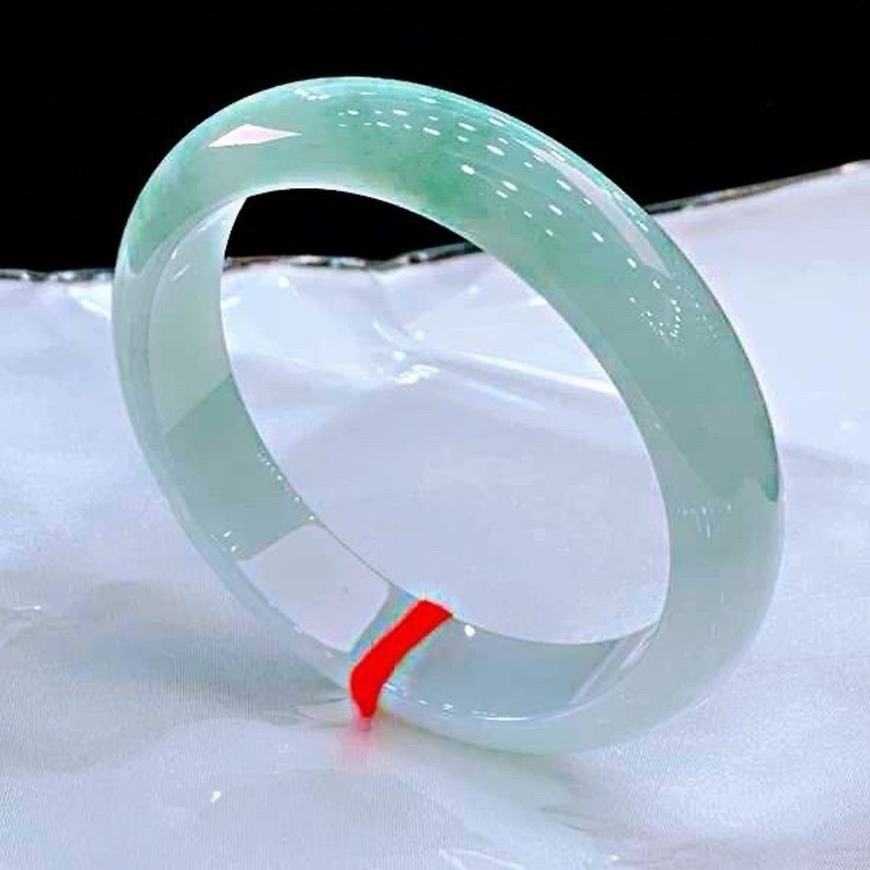 Myanmar , Natural Ice Jadeite  - Bracelets 评论和价格