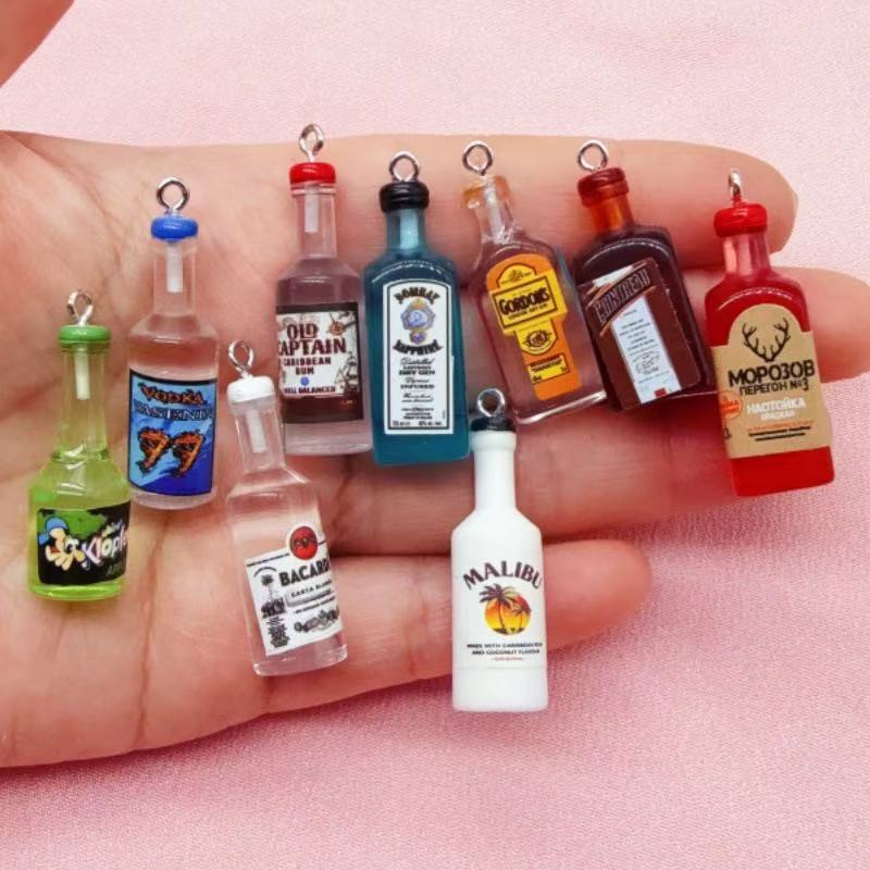 11pcs Mini Simulation Resin 3D - Earrings 评论和价格