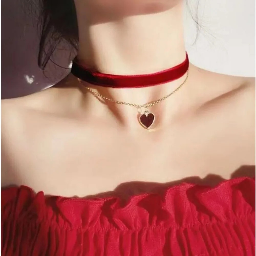 Multi Layer Black Peach Heart  - Layered Pendant Necklace Aesthetic 评论和价格