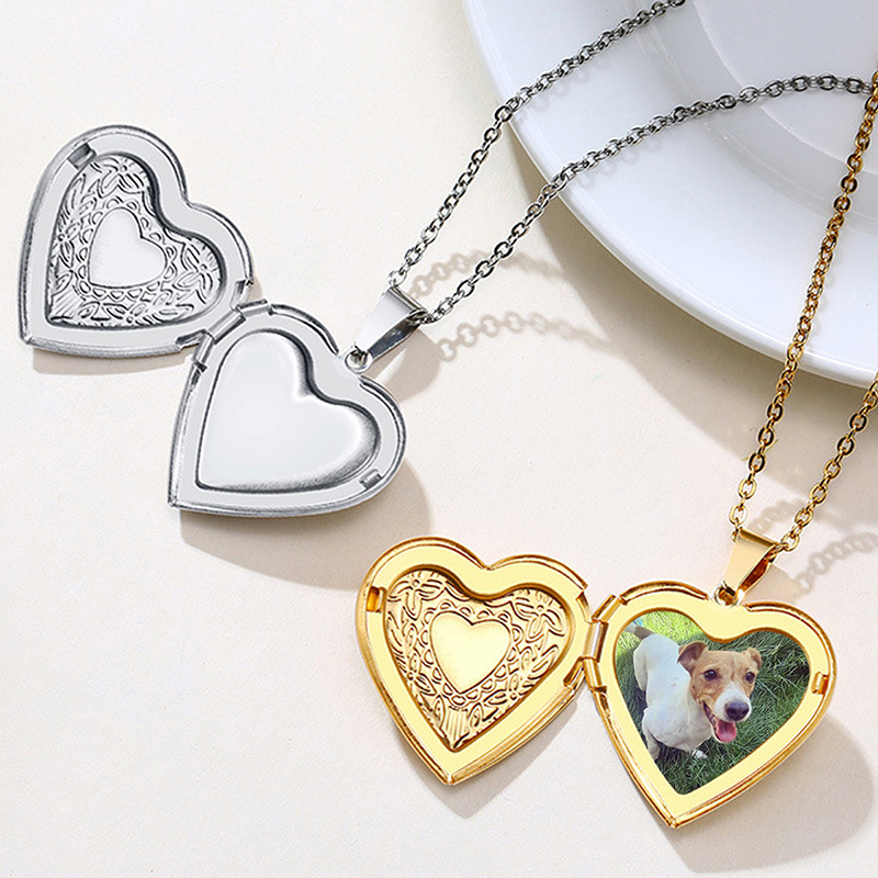 Personalized Locket Necklace C - Heart Locket Necklace Photo 评论和价格