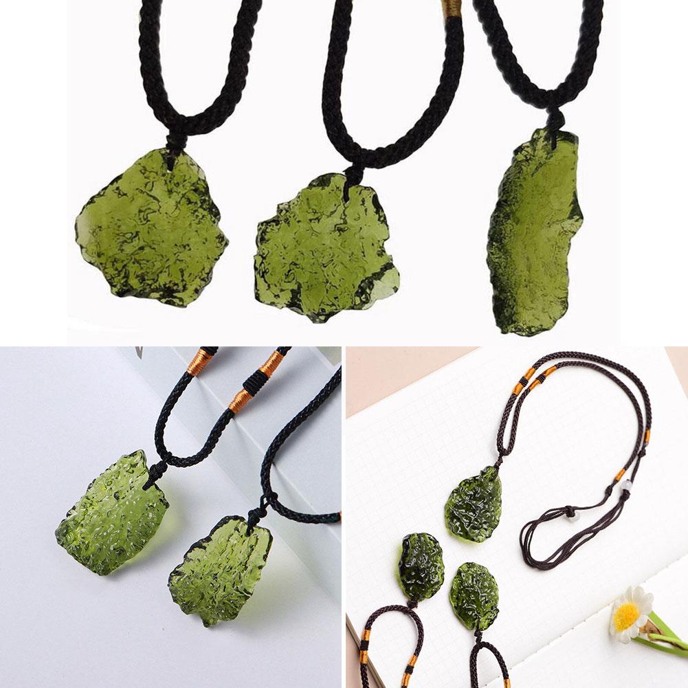 Natural Unique Crystal Quartz  - Crystal Pendant Necklace Natural Stone 评论和价格