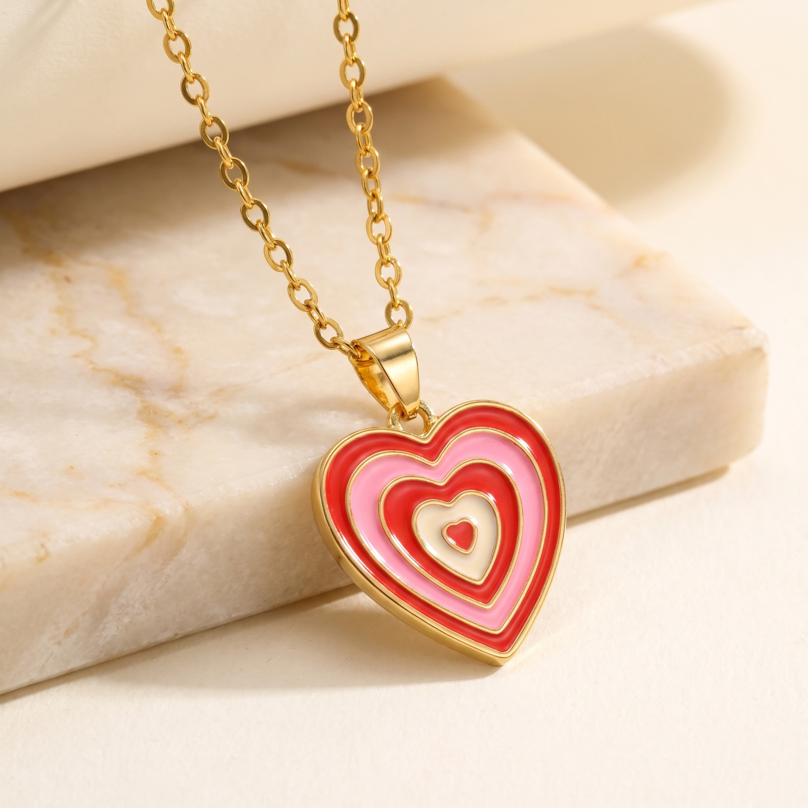 Y2K Style Layered Enamel Heart - Layered Pendant Necklace Aesthetic 评论和价格