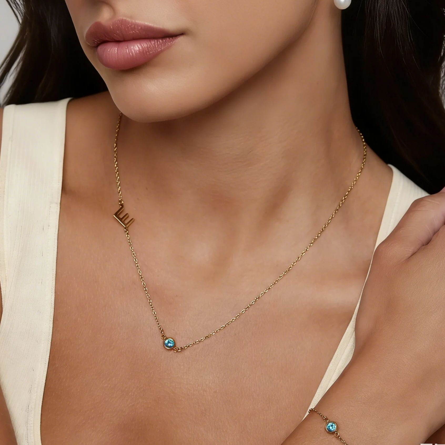 Side Set Initial Birthstone Ne - Initial Letter Necklace 18K Gold 评论和价格