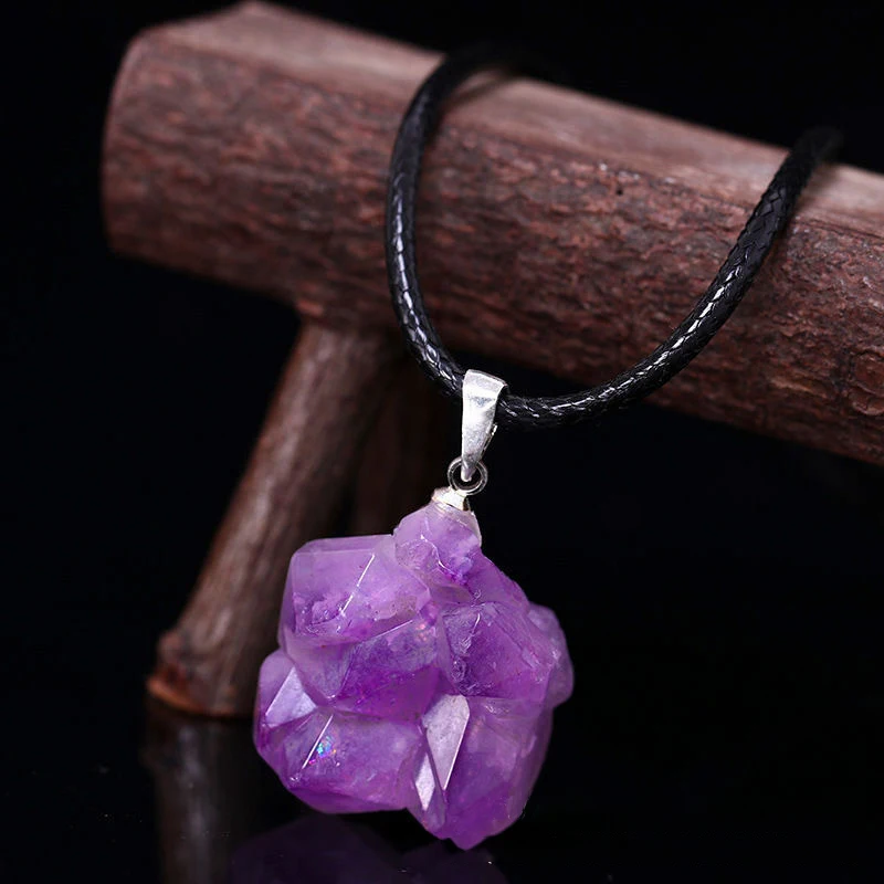 Natural Amethysts Flower Neckl - Crystal Pendant Necklace Natural Stone 评论和价格