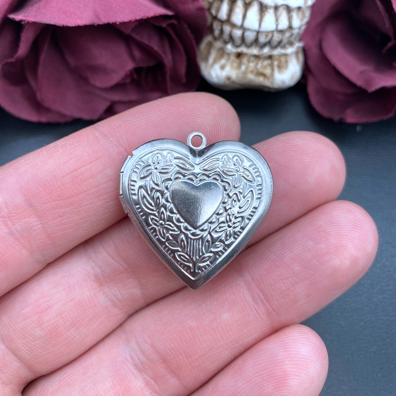 2pcs Stainless Steel Heart Box - Heart Locket Necklace Photo 评论和价格